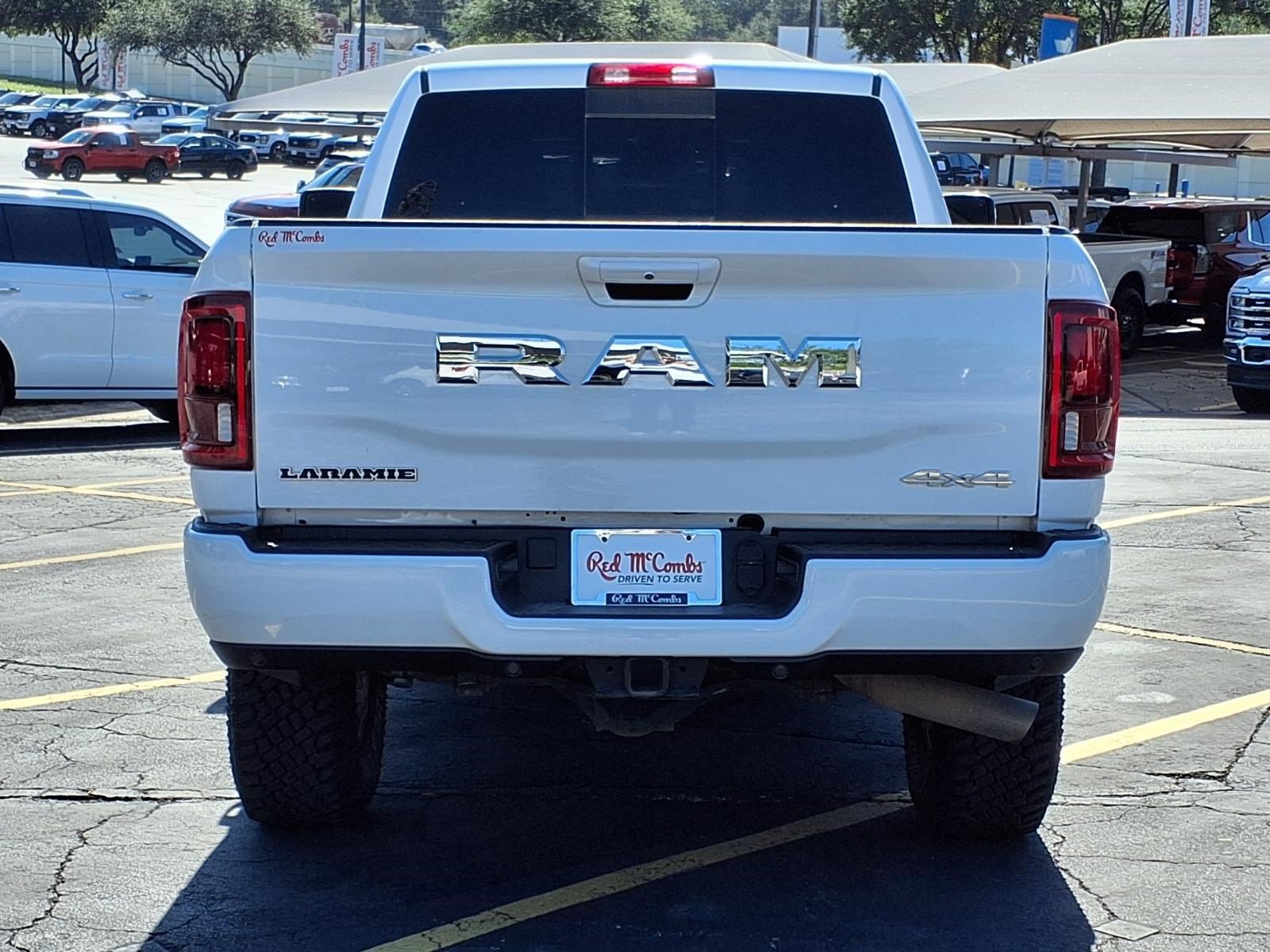 Used 2025 RAM 2500 Laramie AWD/4WD image 7