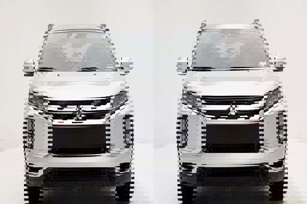 Used 2024 Mitsubishi Outlander Sport SEL image 5