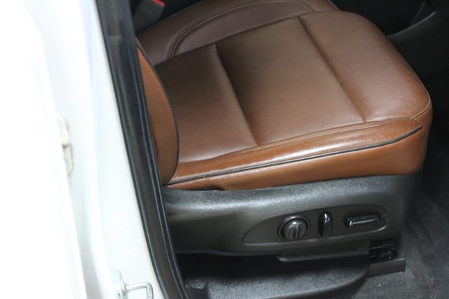 Used 2018 Chevrolet Traverse High Country AWD/4WD image 13
