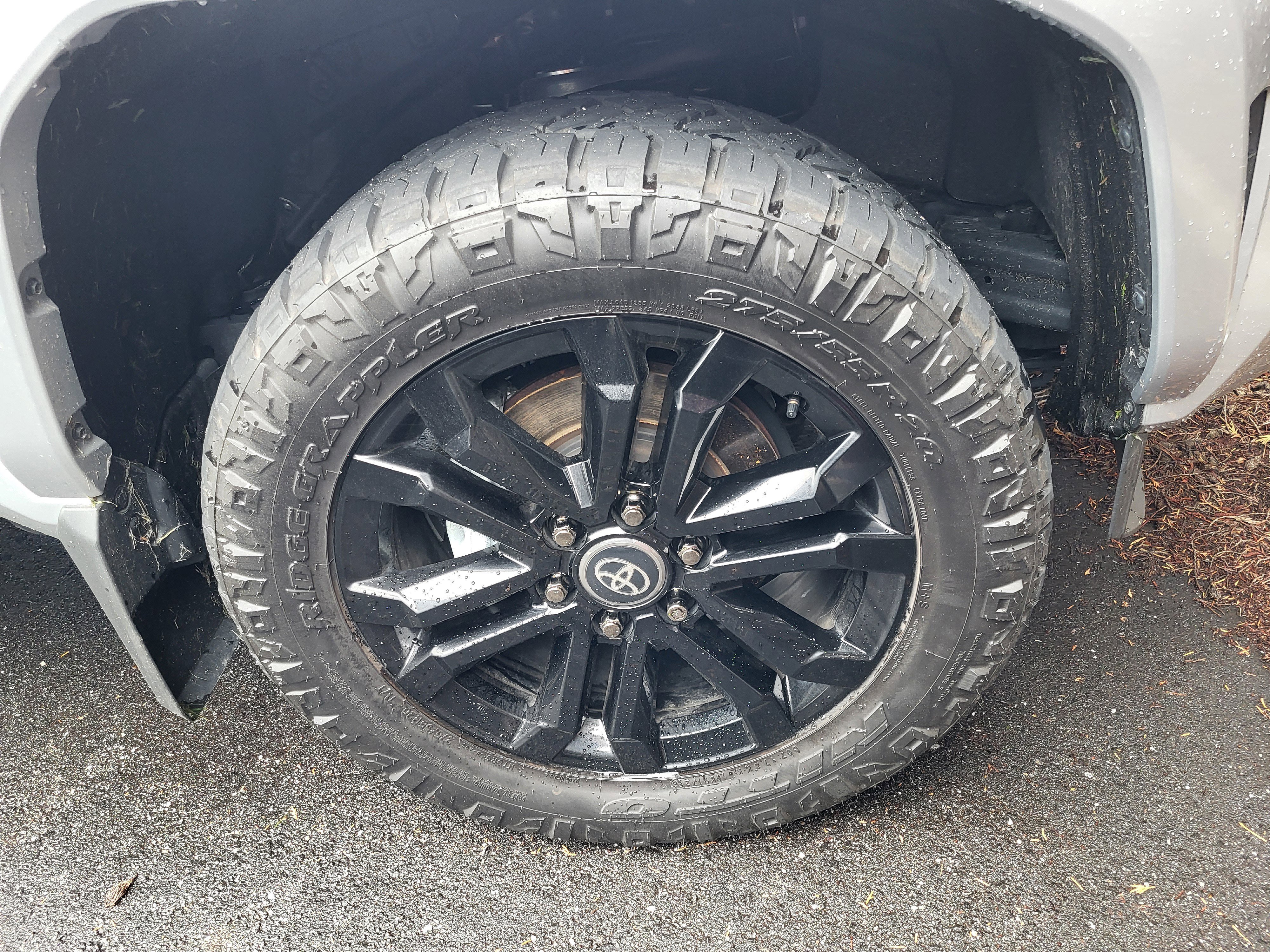 Used 2025 Toyota 4Runner 4WD image 6