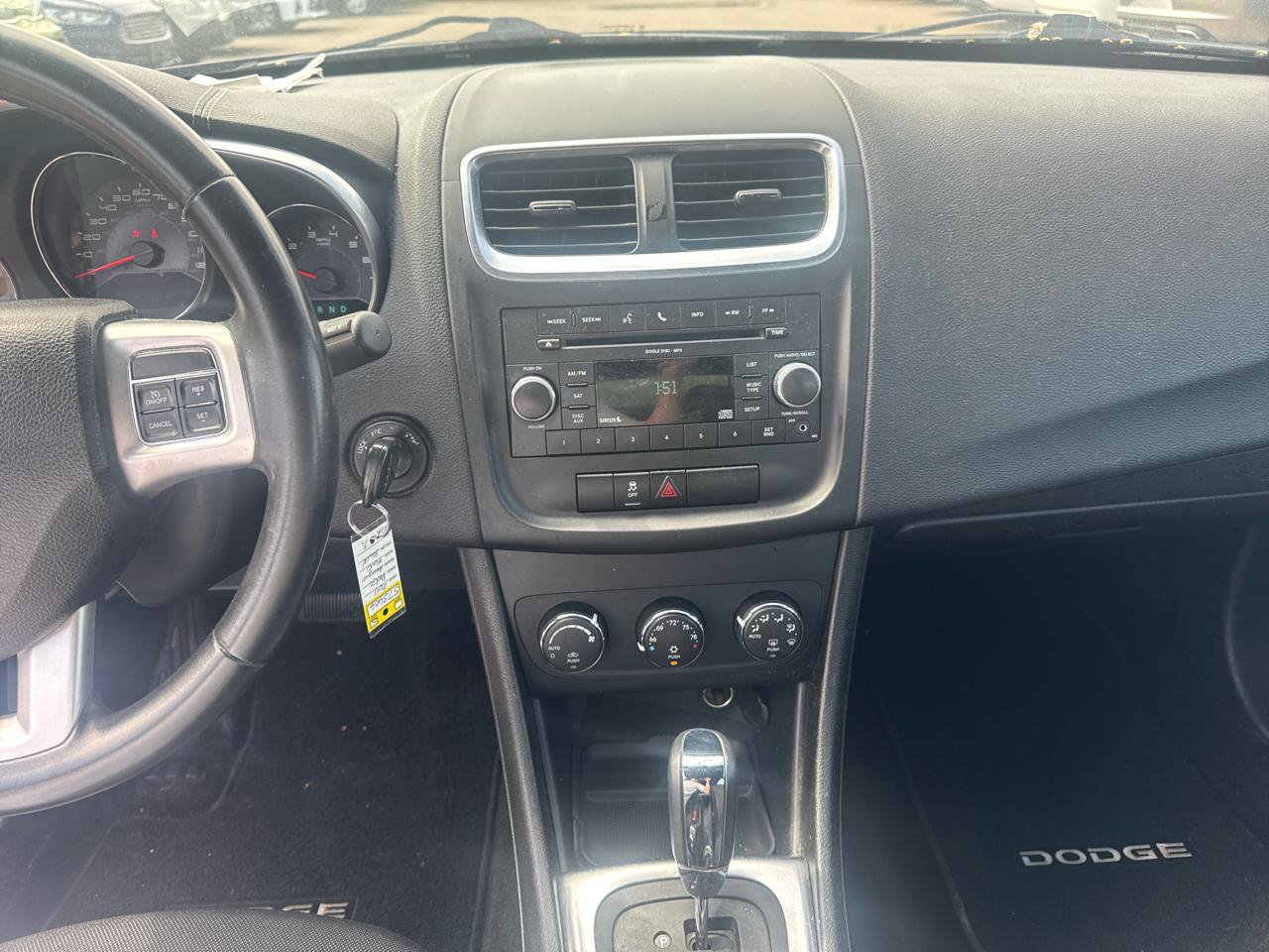 Used 2011 Dodge Avenger Mainstreet FWD image 10