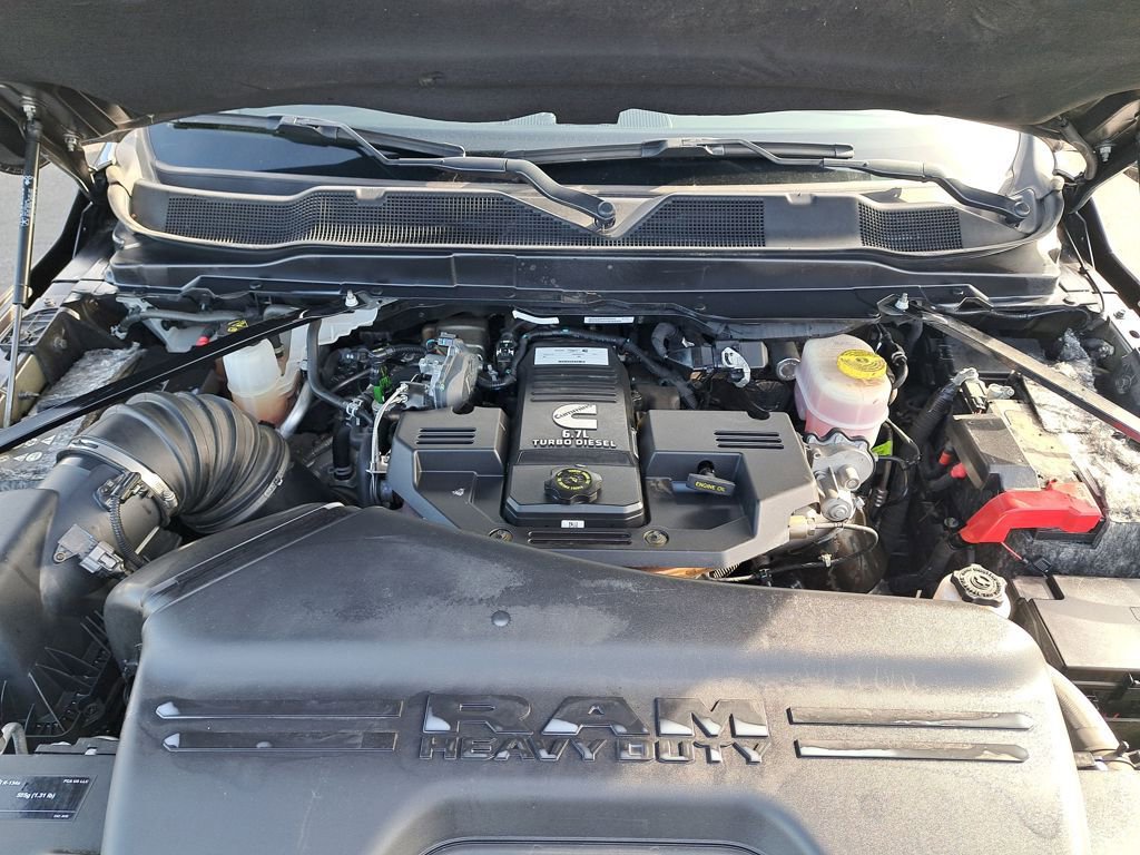 Used 2020 RAM 3500 Laramie image 19