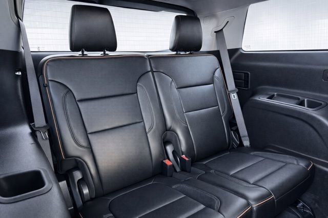 Used 2023 GMC Acadia AT4 w/ GMC Pro Grade Package image 15