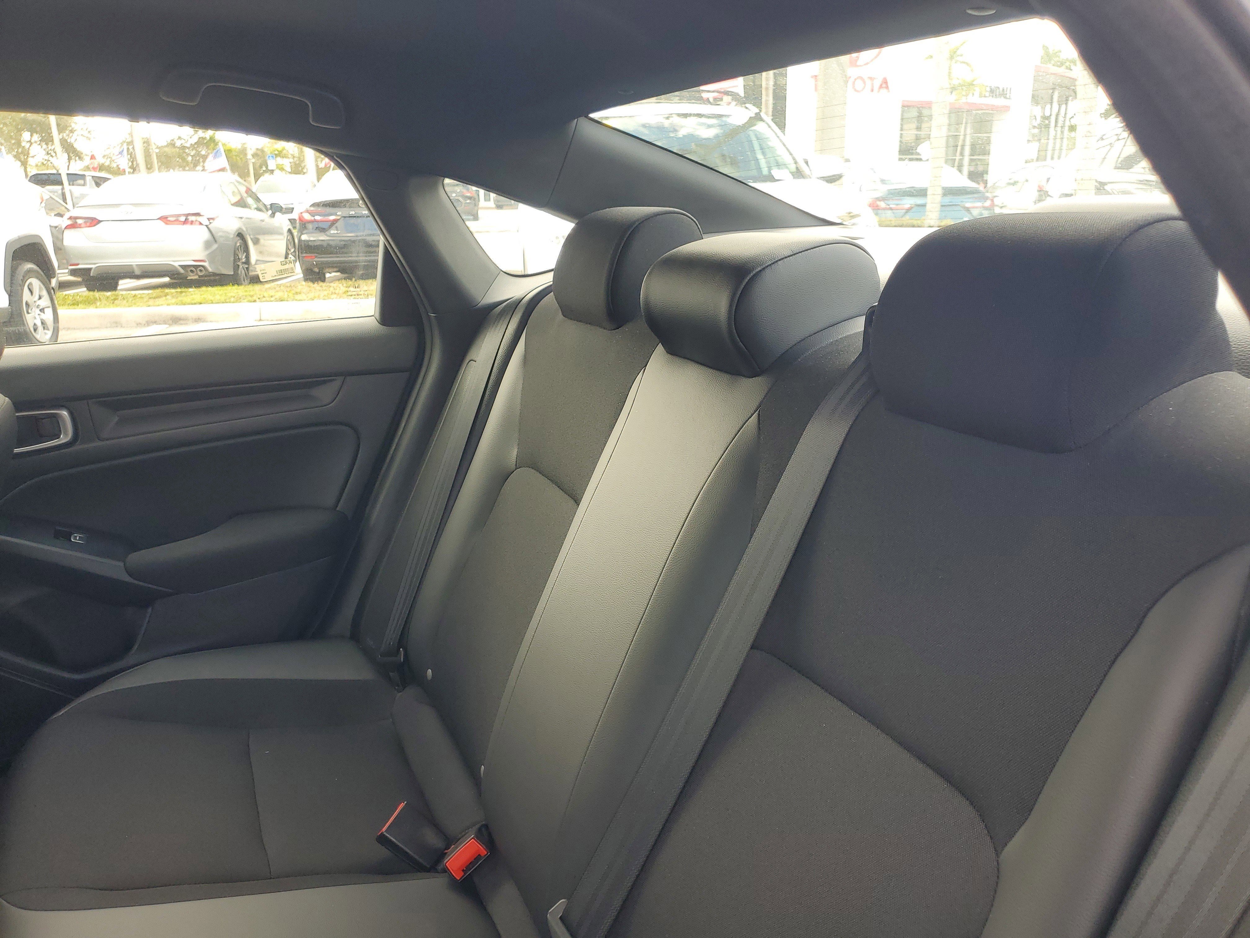 Used 2024 Honda Civic Sport image 13