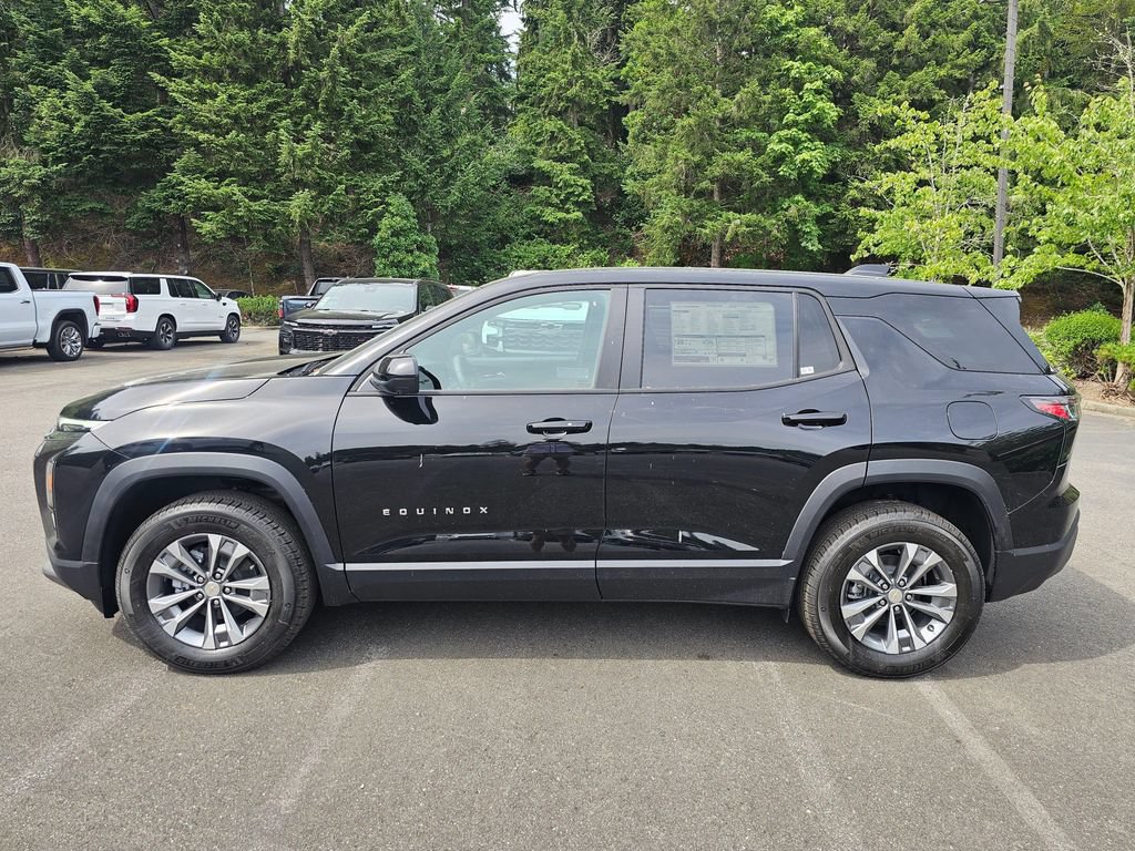 New 2026 Chevrolet Equinox LT w/ Convenience Package II AWD/4WD image 2