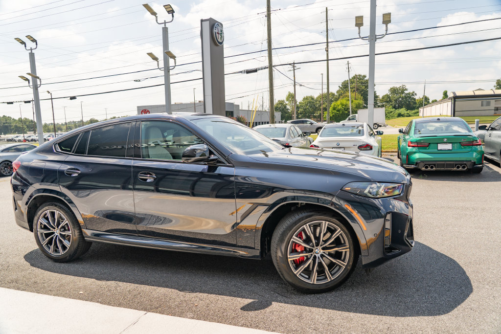 Used 2026 BMW X6 M60i w/ Executive Package AWD/4WD image 10