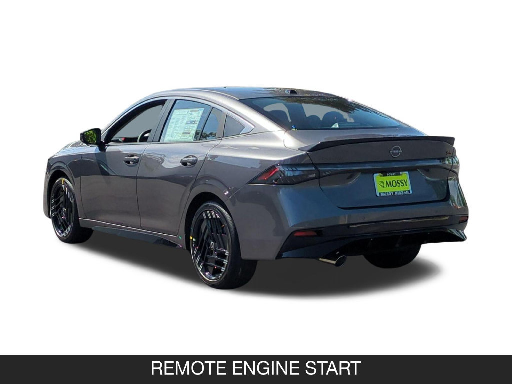 New 2026 Nissan Sentra SR w/ SR Premium Package FWD image 7