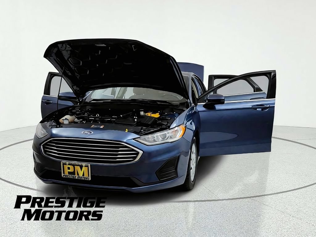 Used 2019 Ford Fusion S FWD image 12