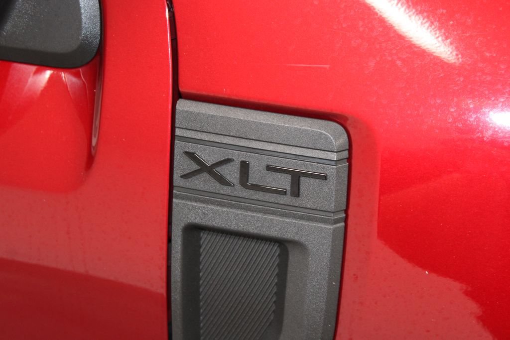 Used 2025 Ford Maverick XLT w/ XLT Luxury Package AWD/4WD image 12