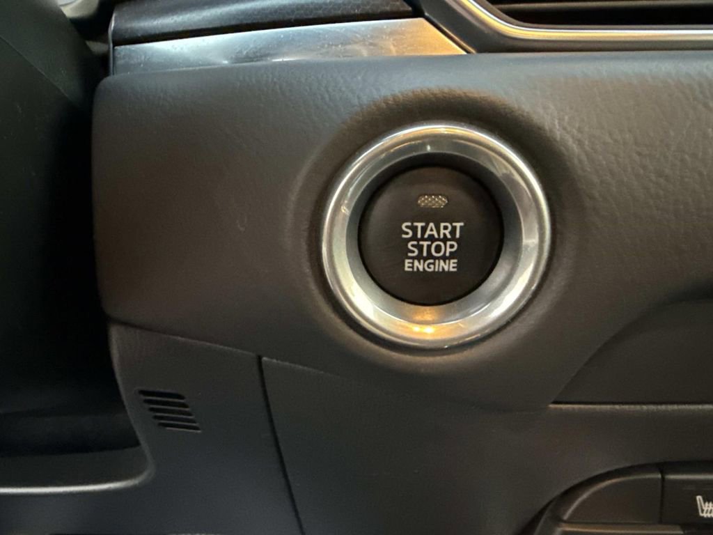 Certified 2023 MAZDA CX-5 Carbon Edition image 33