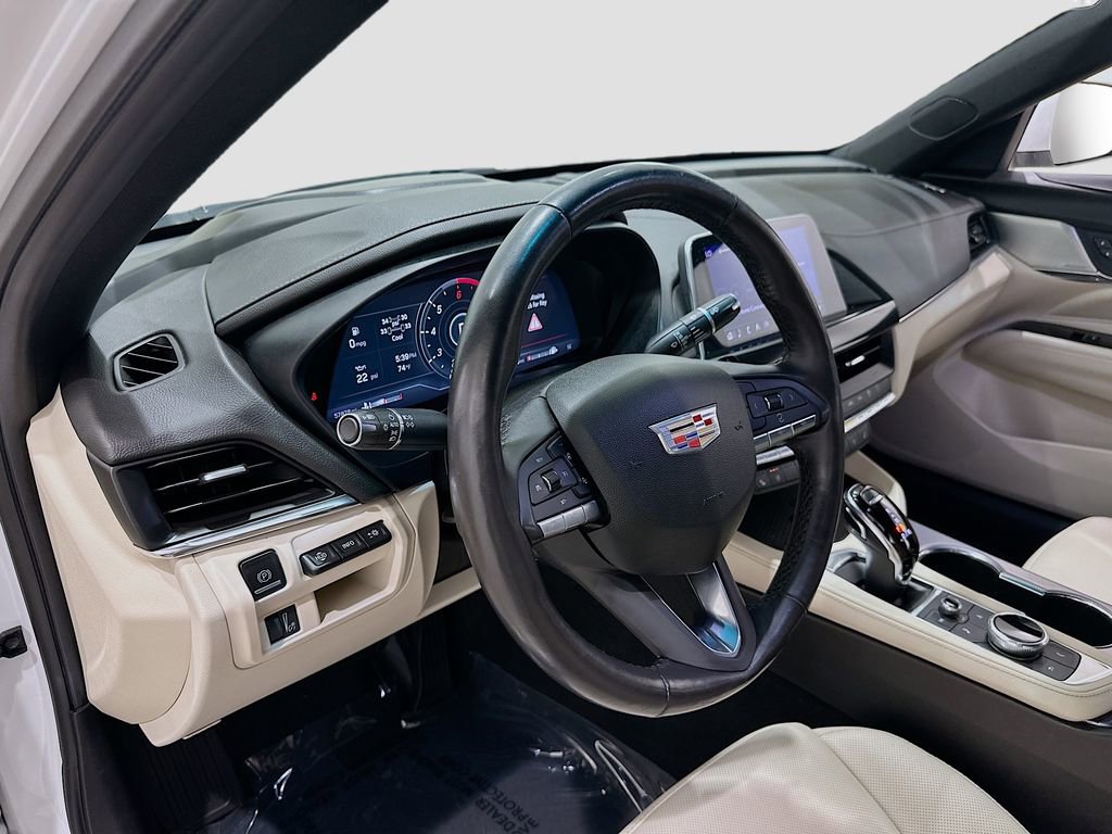 Used 2023 Cadillac CT4 Premium Luxury RWD image 9