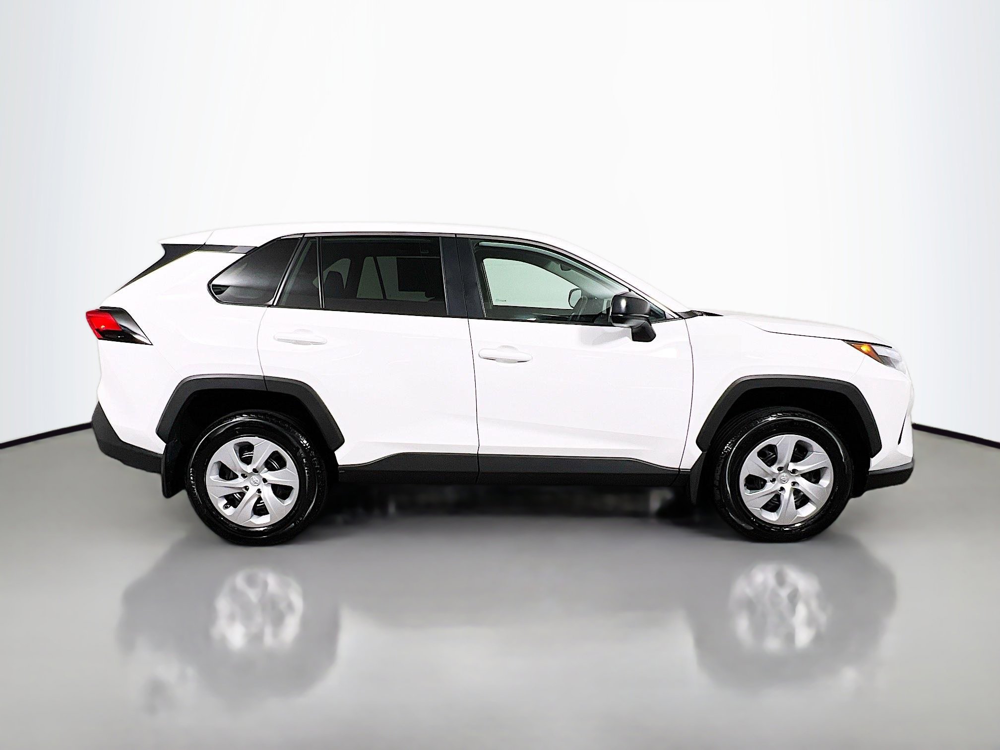 Used 2025 Toyota RAV4 LE image 3