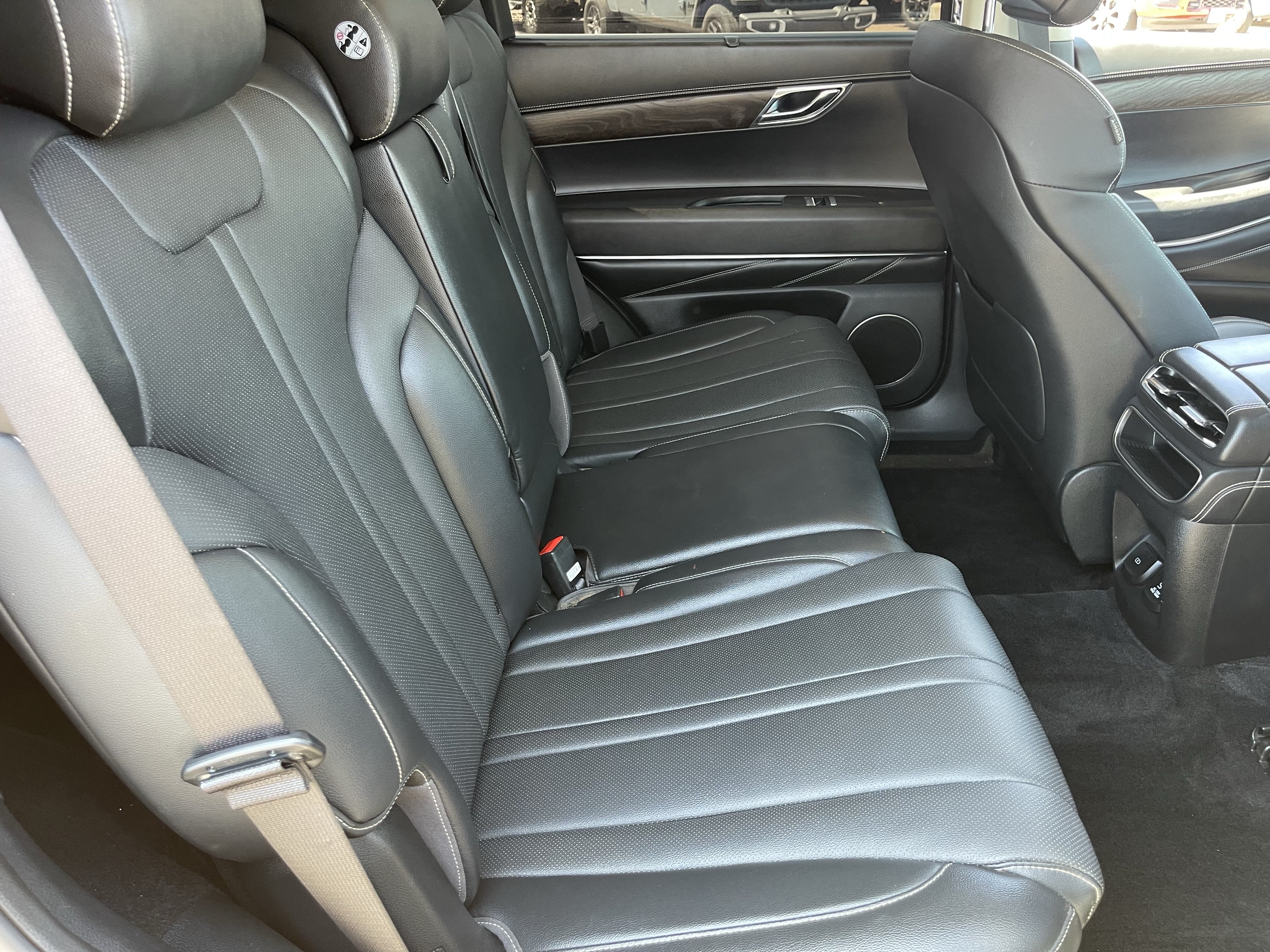 Used 2021 Genesis GV80 3.5T AWD/4WD image 13