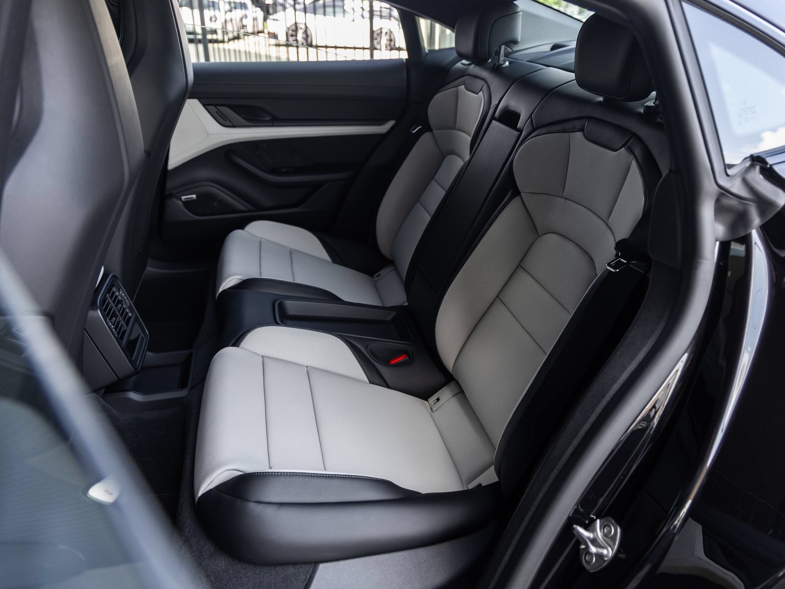 New 2026 Porsche Taycan AWD/4WD image 38