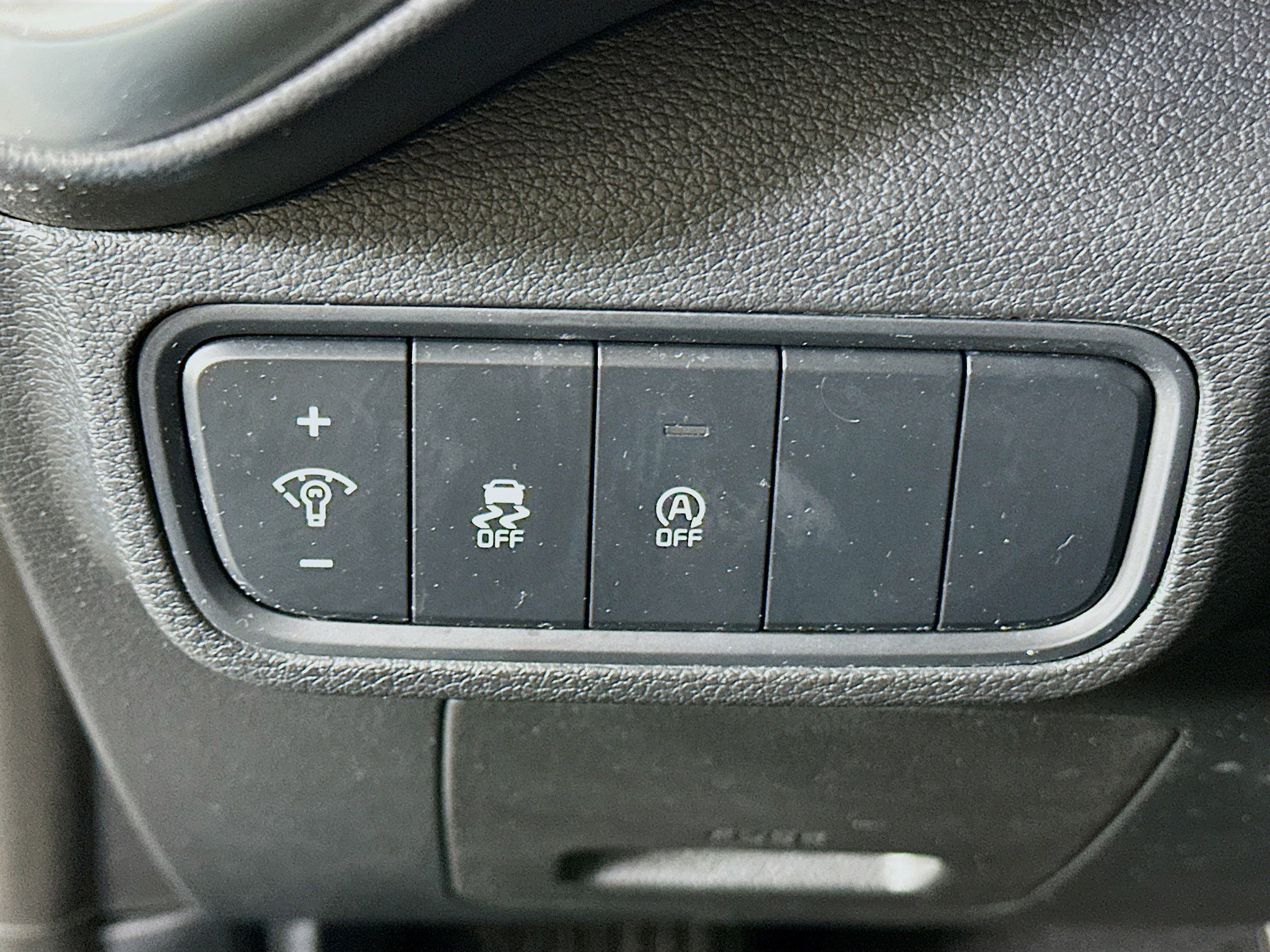 Used 2025 Kia Soul LX w/ LX Technology Package image 17