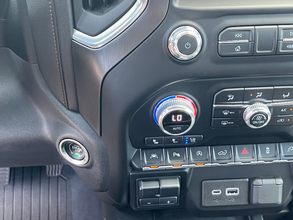 Used 2020 GMC Sierra 1500 AT4 w/ AT4 Premium Package image 32