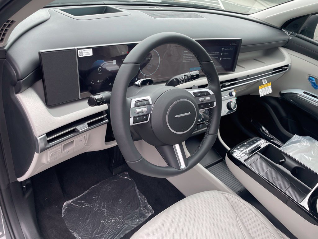 New 2026 Hyundai Tucson Limited AWD/4WD image 9