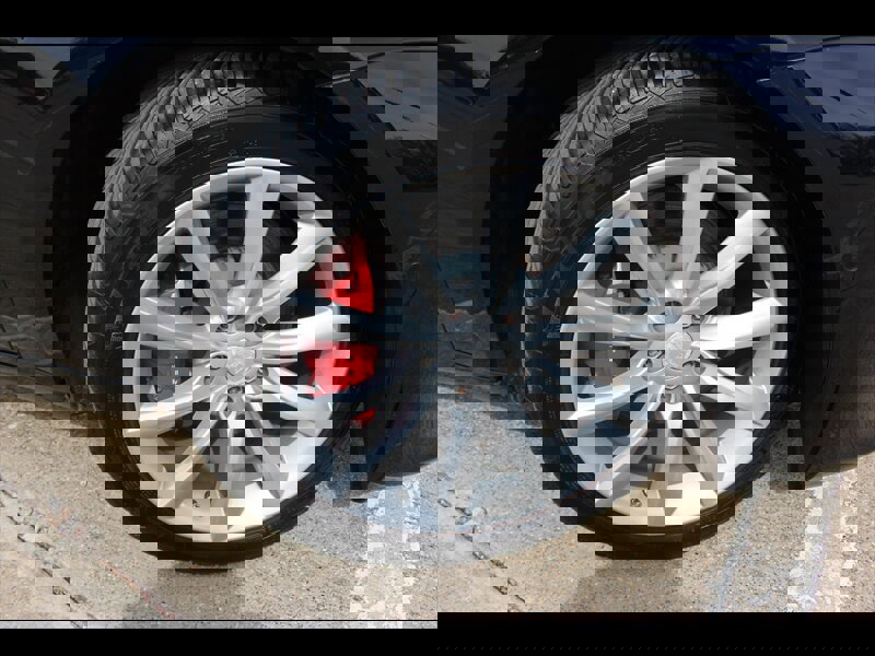 Used 2018 Tesla Model 3 Performance image 33