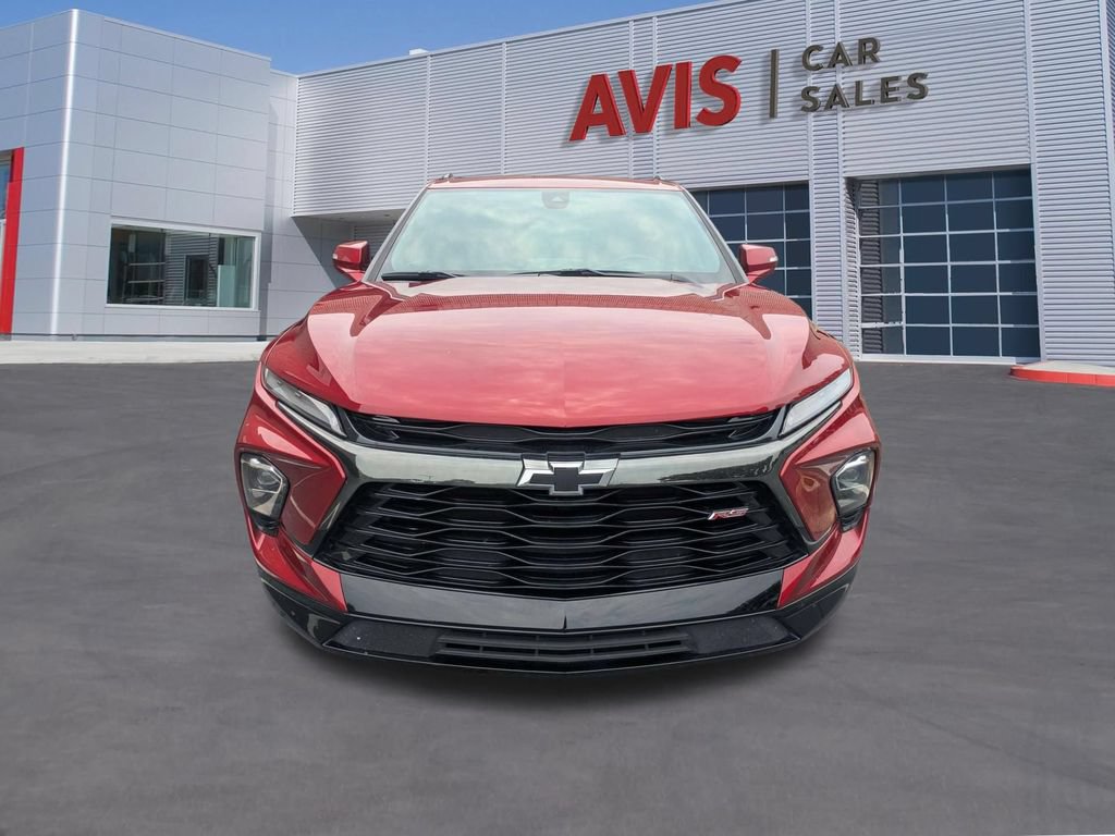 Used 2025 Chevrolet Blazer RS FWD image 2