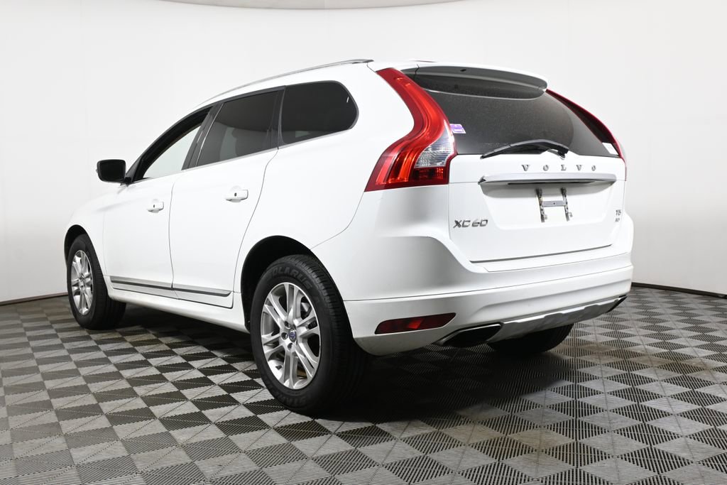 Used 2015 Volvo XC60 T5 image 5