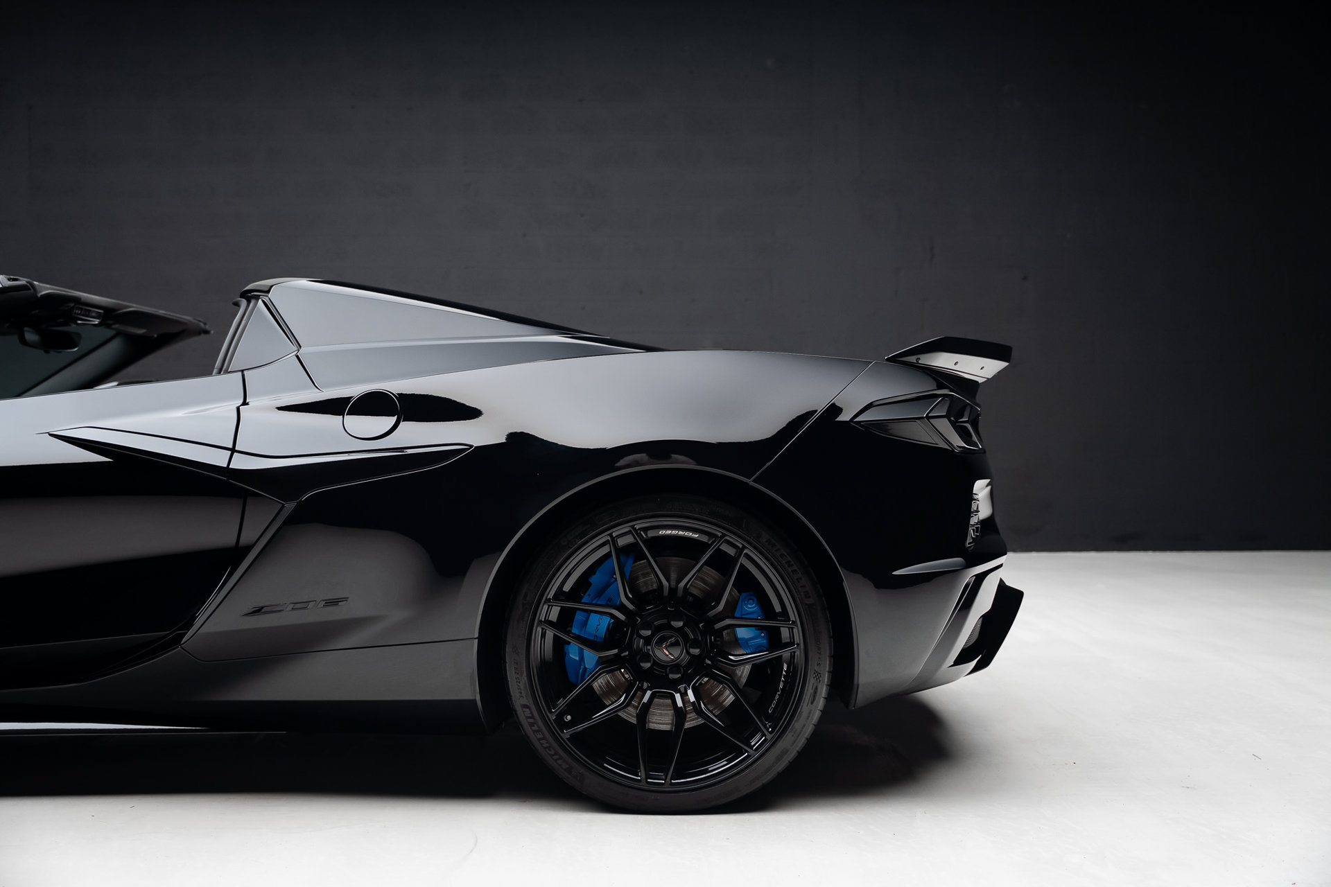 Used 2024 Chevrolet Corvette Z06 RWD image 22