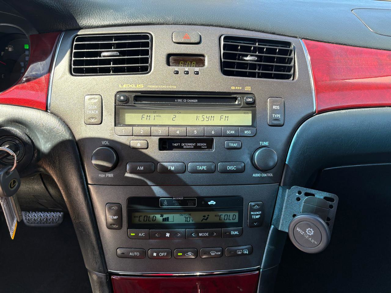 Used 2004 Lexus ES 330 image 37