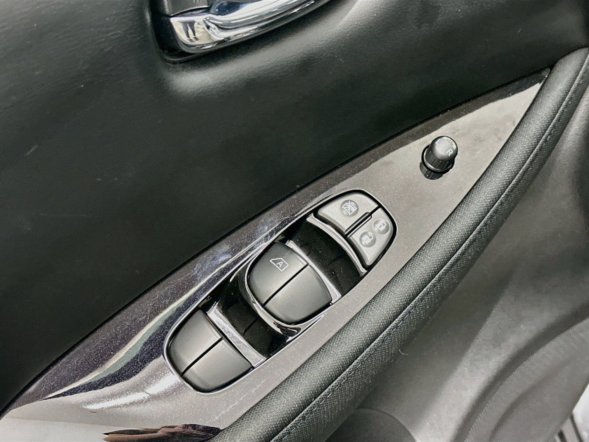 Used 2024 Nissan Leaf SV Plus FWD image 15