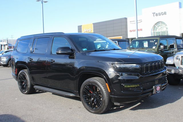 Used 2024 Jeep Wagoneer Series II