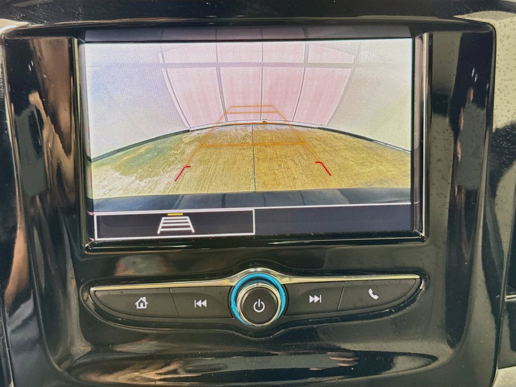 Used 2022 Chevrolet Traverse LS w/ LPO, Cargo Package FWD image 16