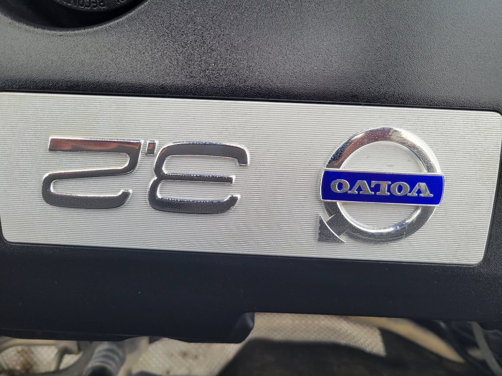 Used 2013 Volvo XC90 3.2 FWD image 22
