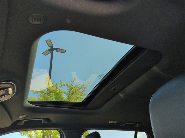 Certified 2024 Jeep Grand Cherokee Altitude image 20