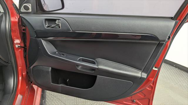 Used 2013 Mitsubishi Lancer Evolution MR image 17