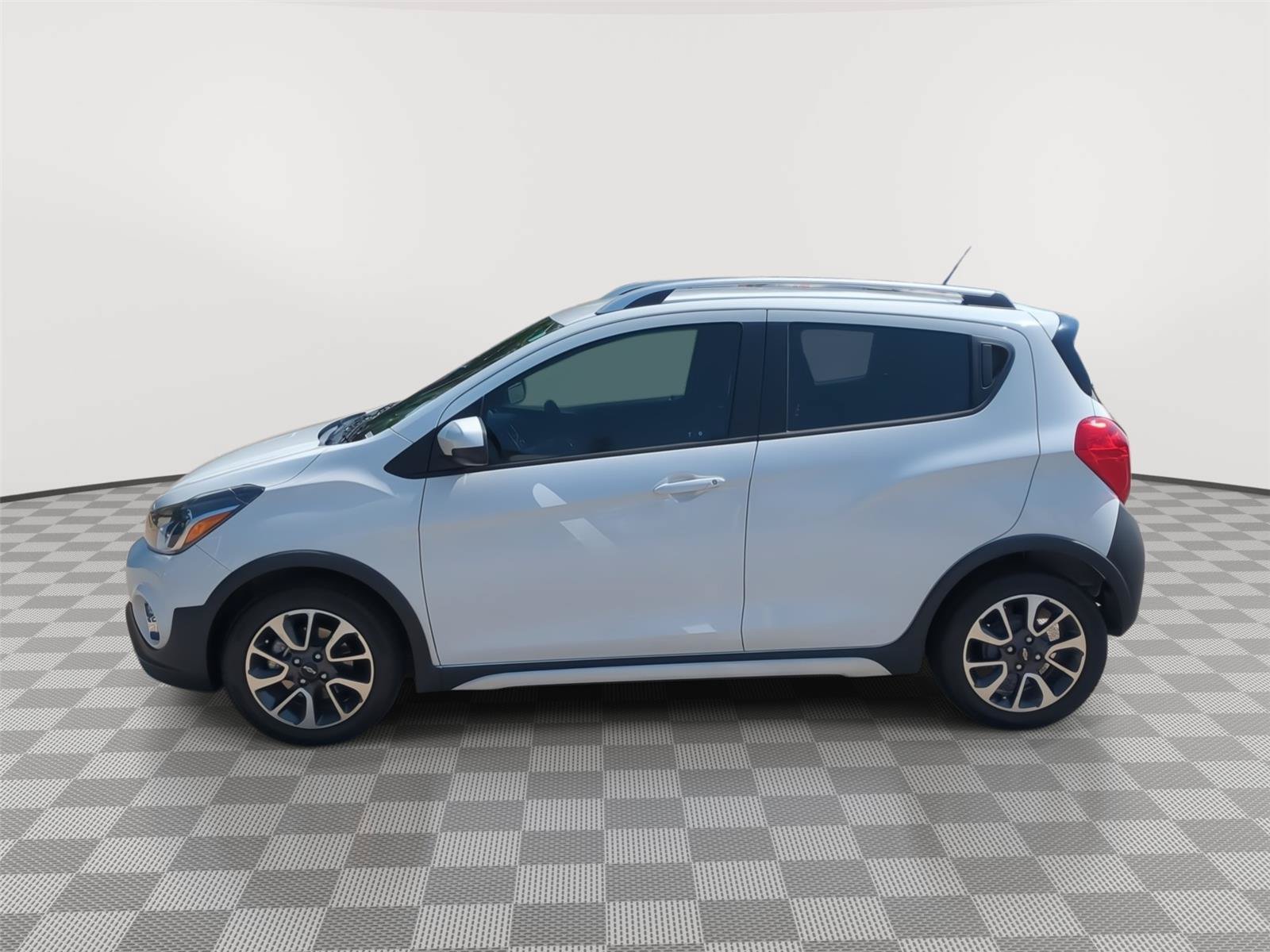 Used 2020 Chevrolet Spark ACTIV FWD image 2
