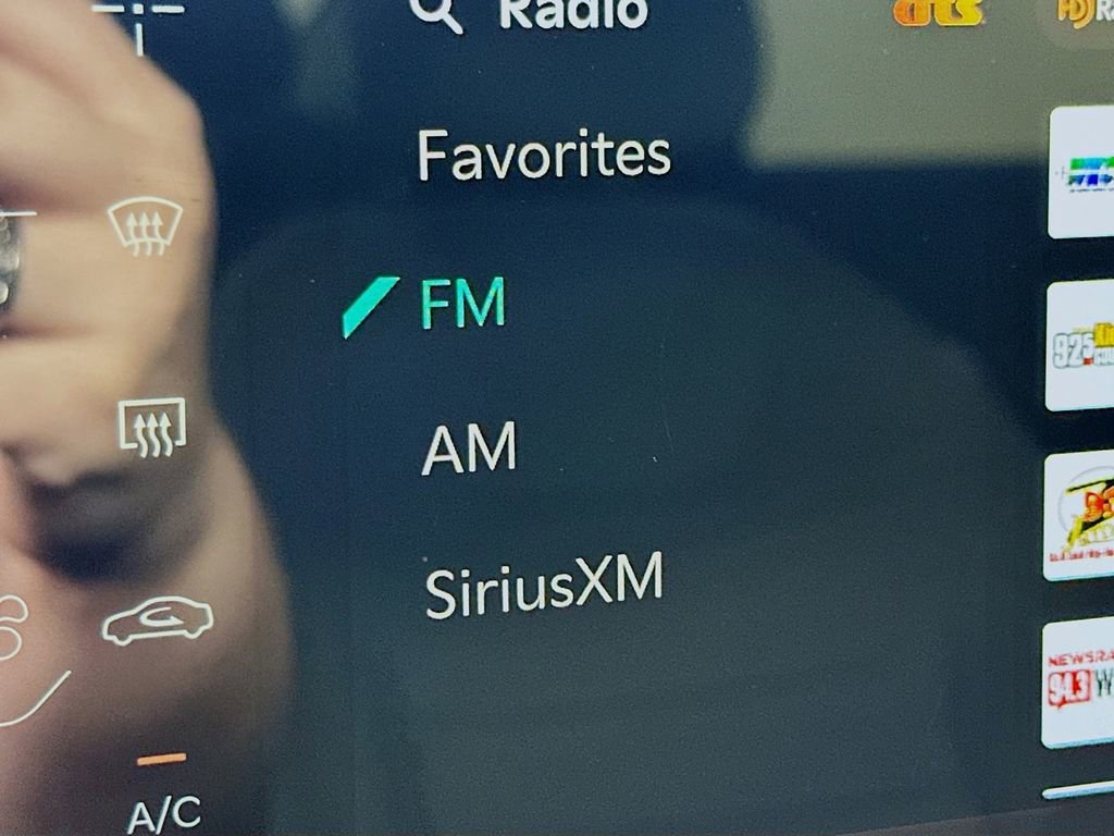 Used 2025 Kia K4 EX image 27