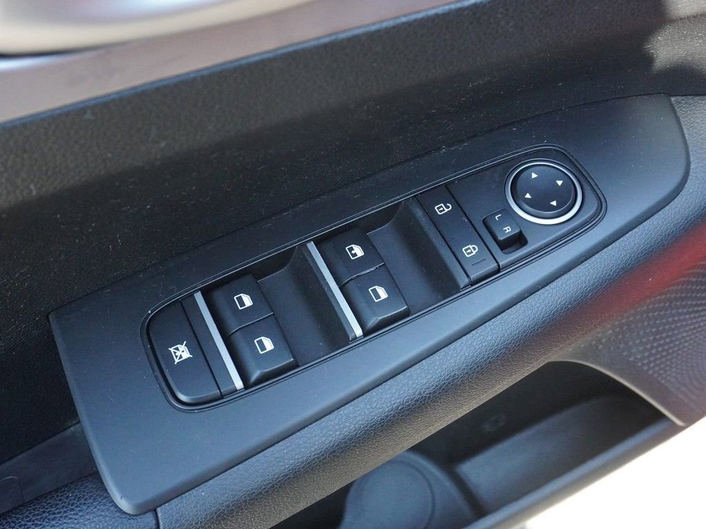 Used 2022 Kia Forte LXS image 30