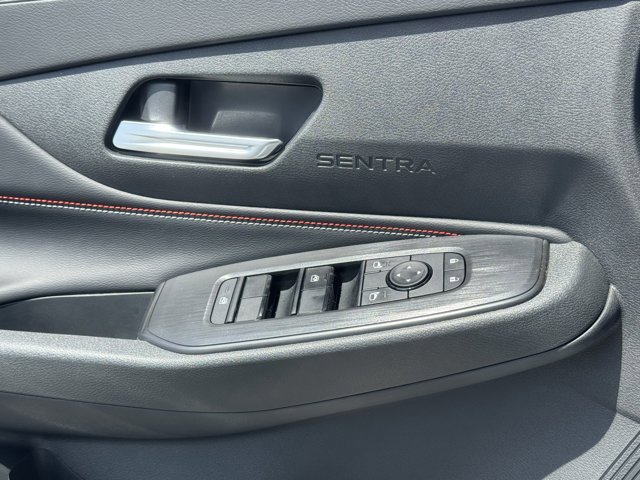 New 2026 Nissan Sentra SR w/ Floor Mat Package FWD image 5
