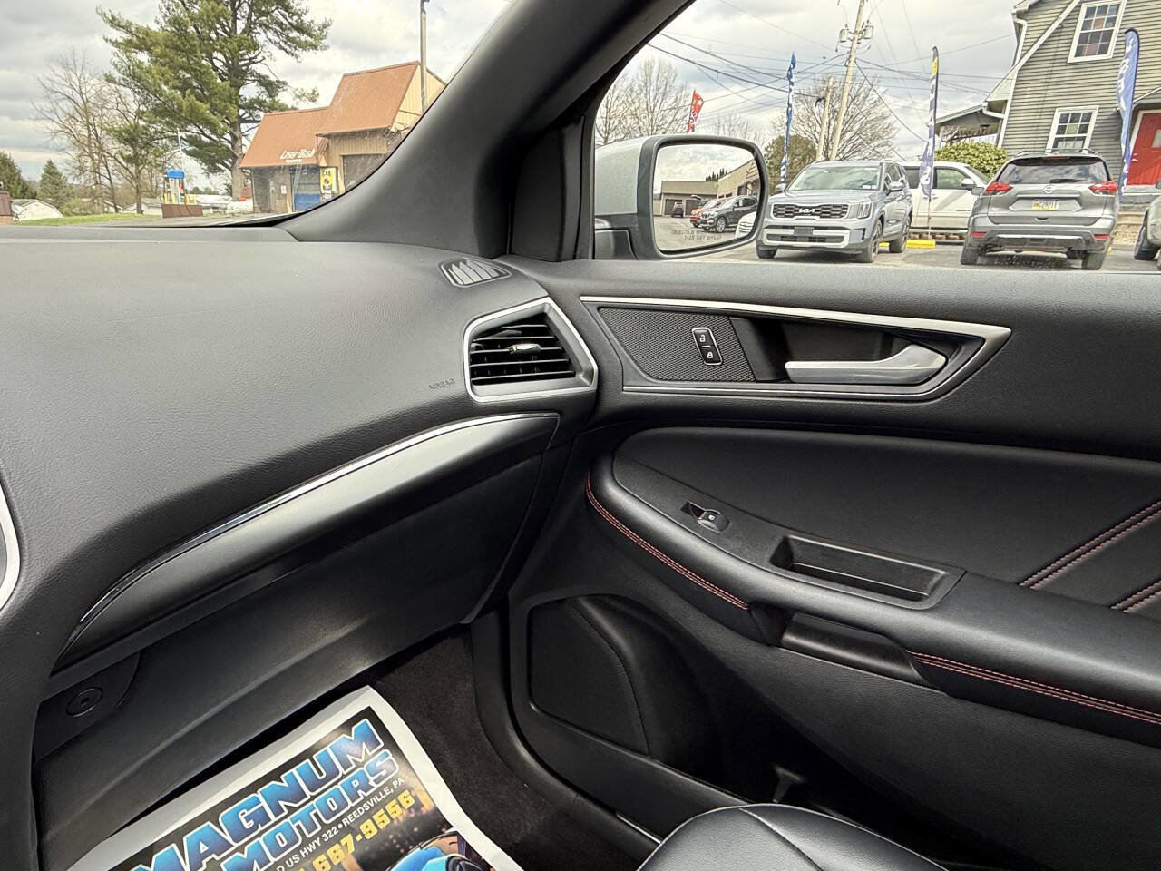 Used 2023 Ford Edge ST-Line w/ Cargo Accessory Package image 15