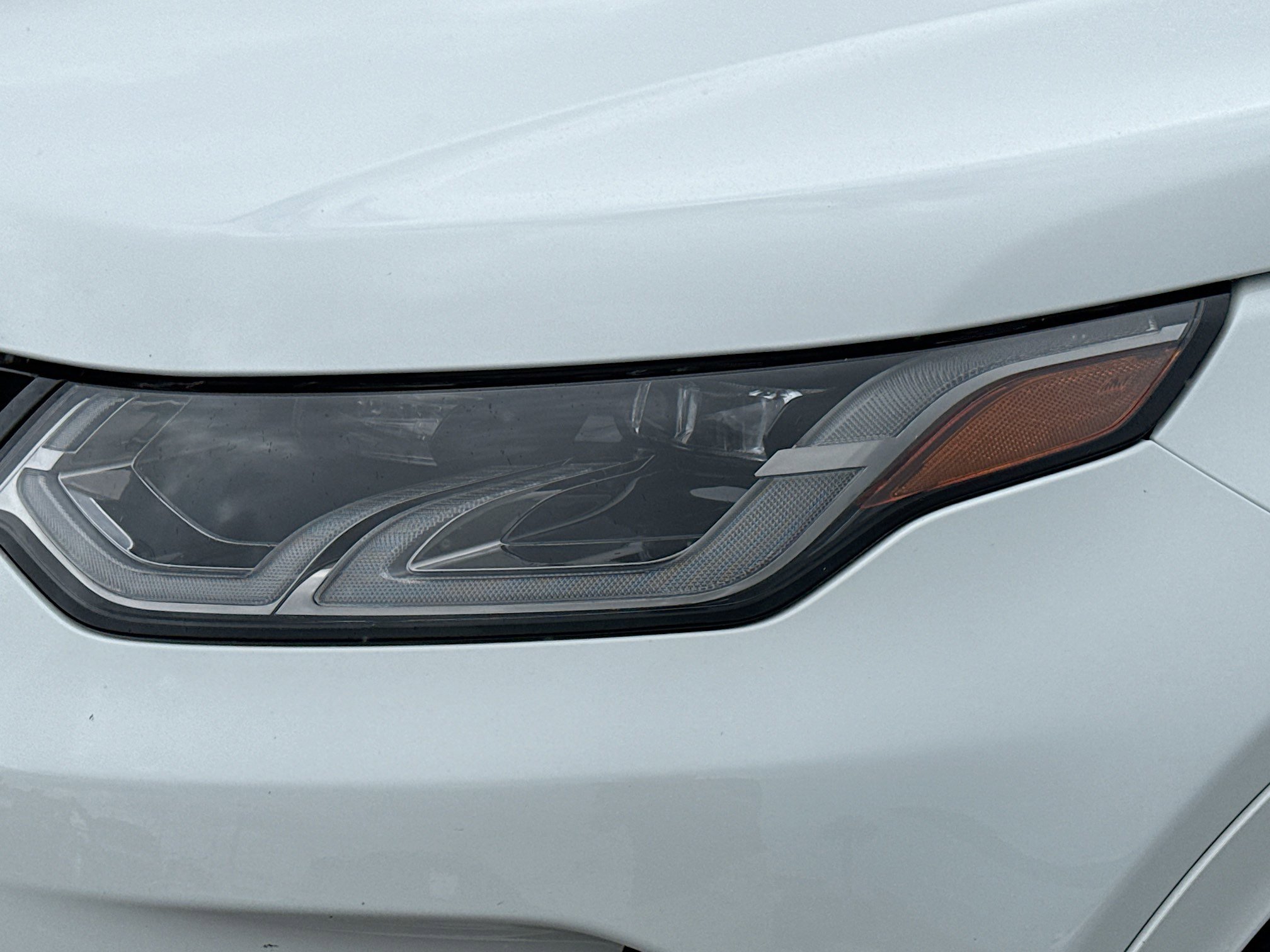 Certified 2025 Land Rover Discovery Sport S image 43