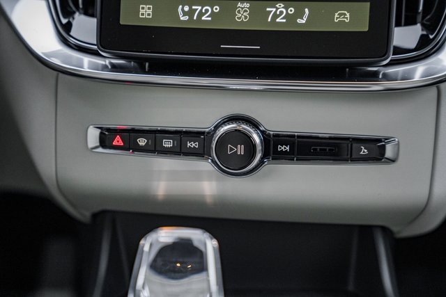 New 2026 Volvo XC90 B6 Ultra w/ Protection Package Premier image 23