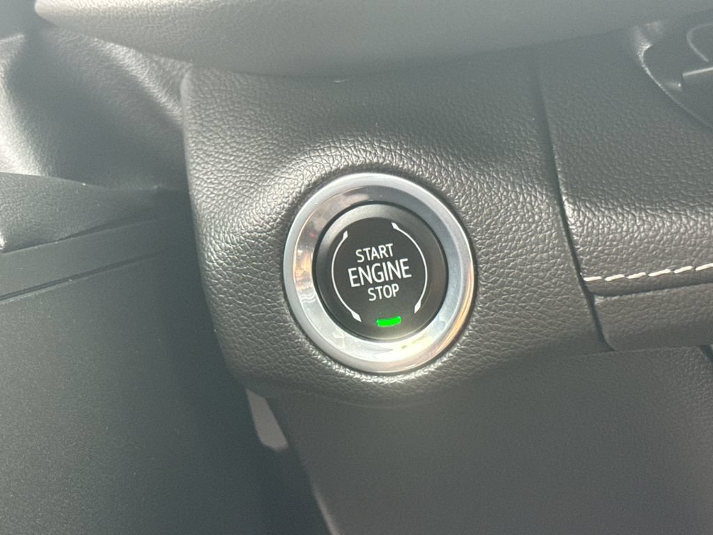 Certified 2023 Buick Envision Preferred AWD/4WD image 22