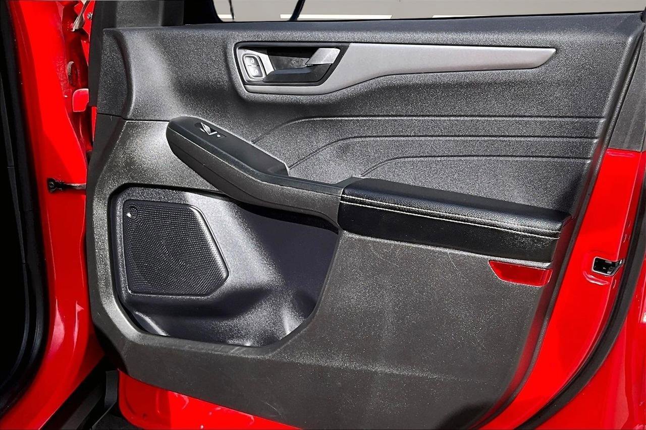 Used 2024 Ford Escape Active image 26