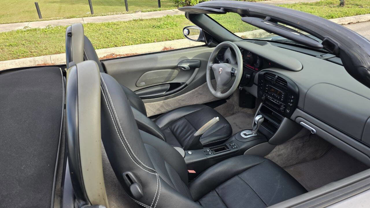 Used 2003 Porsche Boxster image 26