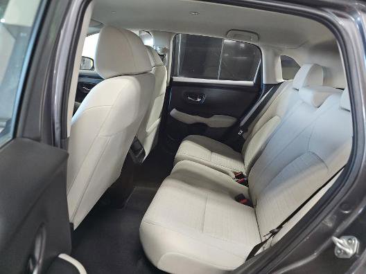 Certified 2025 Honda HR-V LX image 18