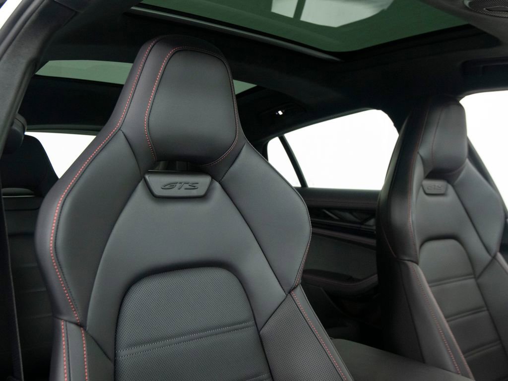 New 2026 Porsche Panamera GTS image 36