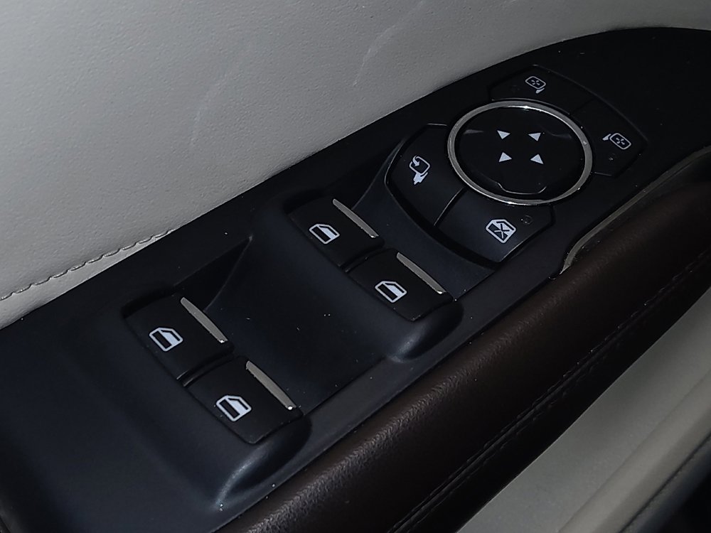 Used 2015 Lincoln MKC AWD w/ Equipment Group 102A Reserve image 27