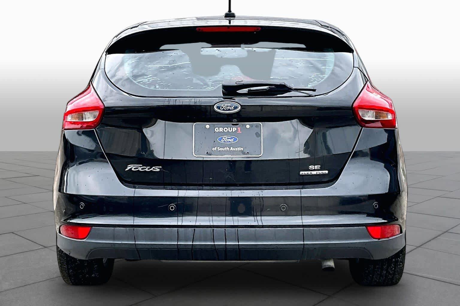 Used 2015 Ford Focus SE FWD image 5