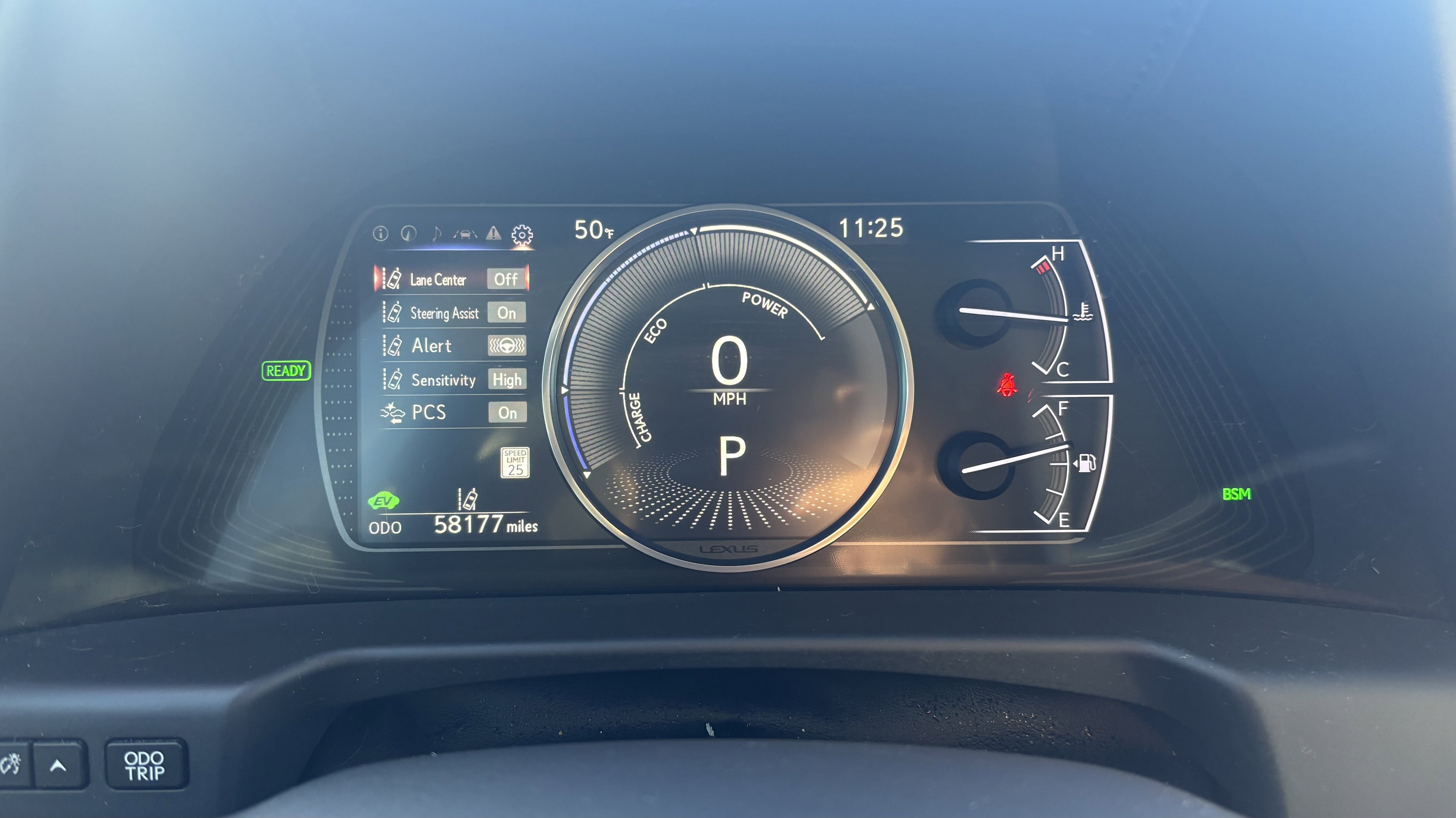 Used 2019 Lexus ES 300h w/ Luxury Package image 22