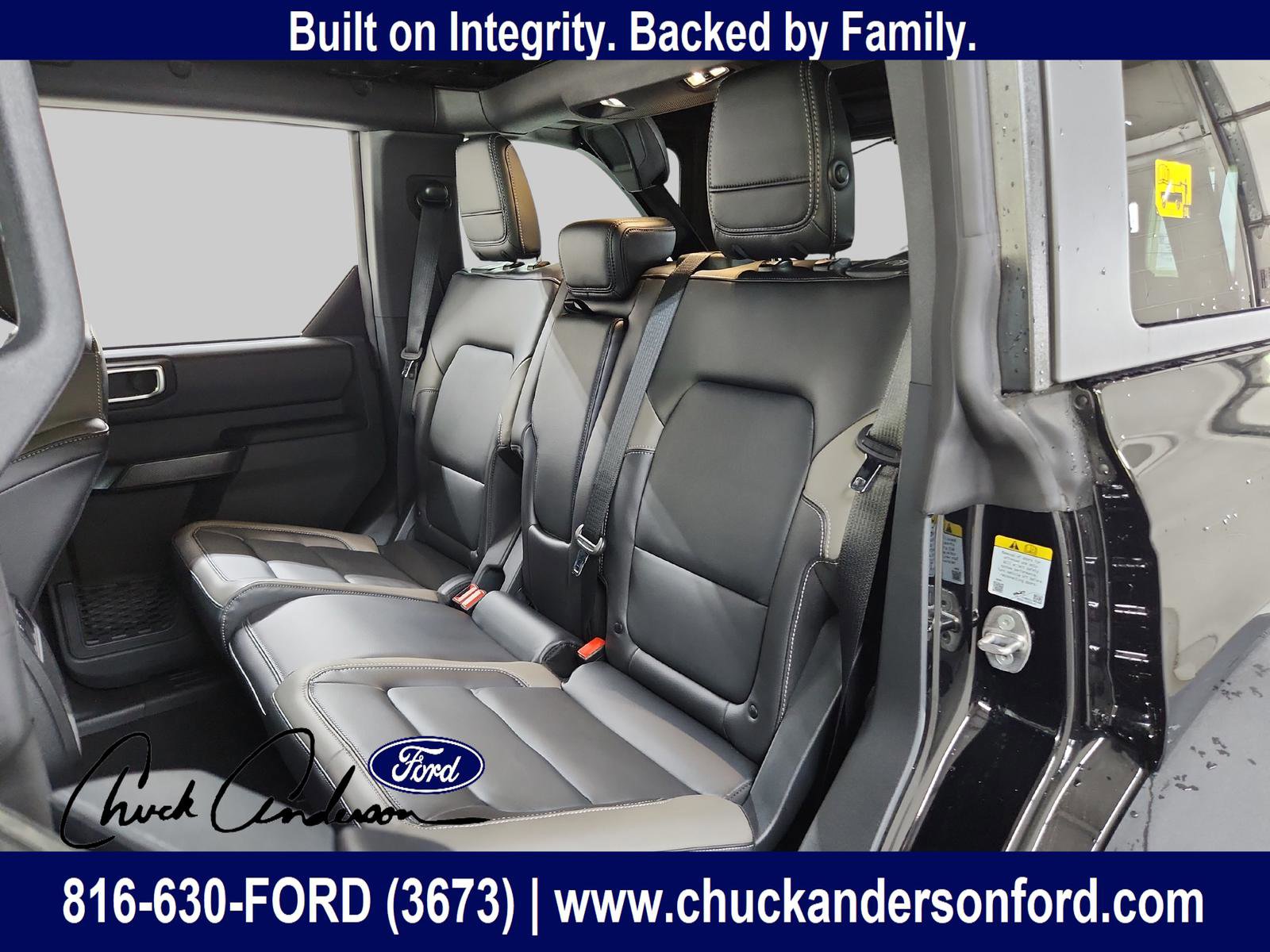 New 2025 Ford Bronco Outer Banks w/ Sasquatch Package image 13