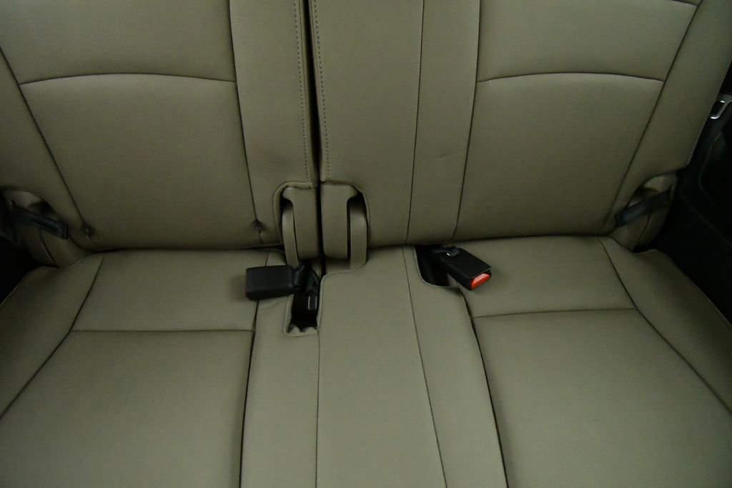 Used 2018 Honda Pilot Touring image 24