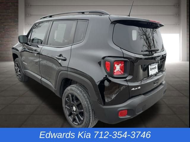 Used 2019 Jeep Renegade Latitude w/ Cold Weather Group image 6
